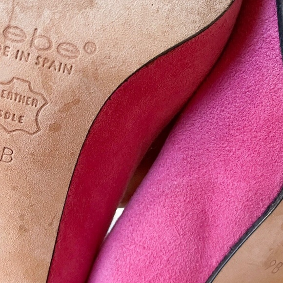 Barbie HOT PINK suede BeBe pumps heels shoes silver buckle round toe Y2K US W 9 - Picture 9 of 13